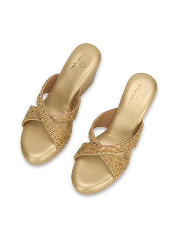 Embroidery gold weges