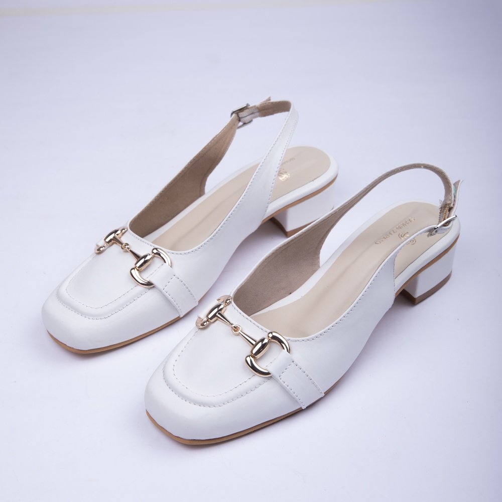 Accessorised T-mules